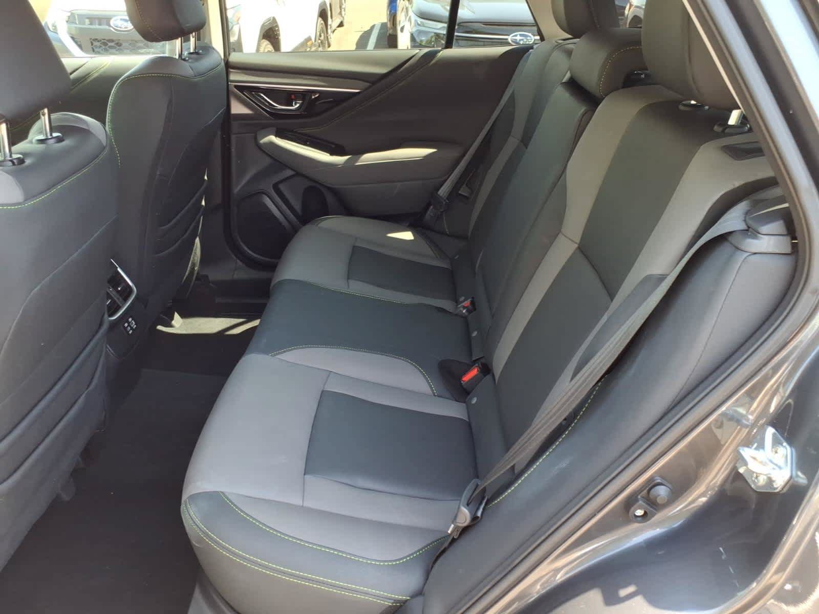 Certified 2025 Subaru Outback Onyx Edition AWD/4WD image 30