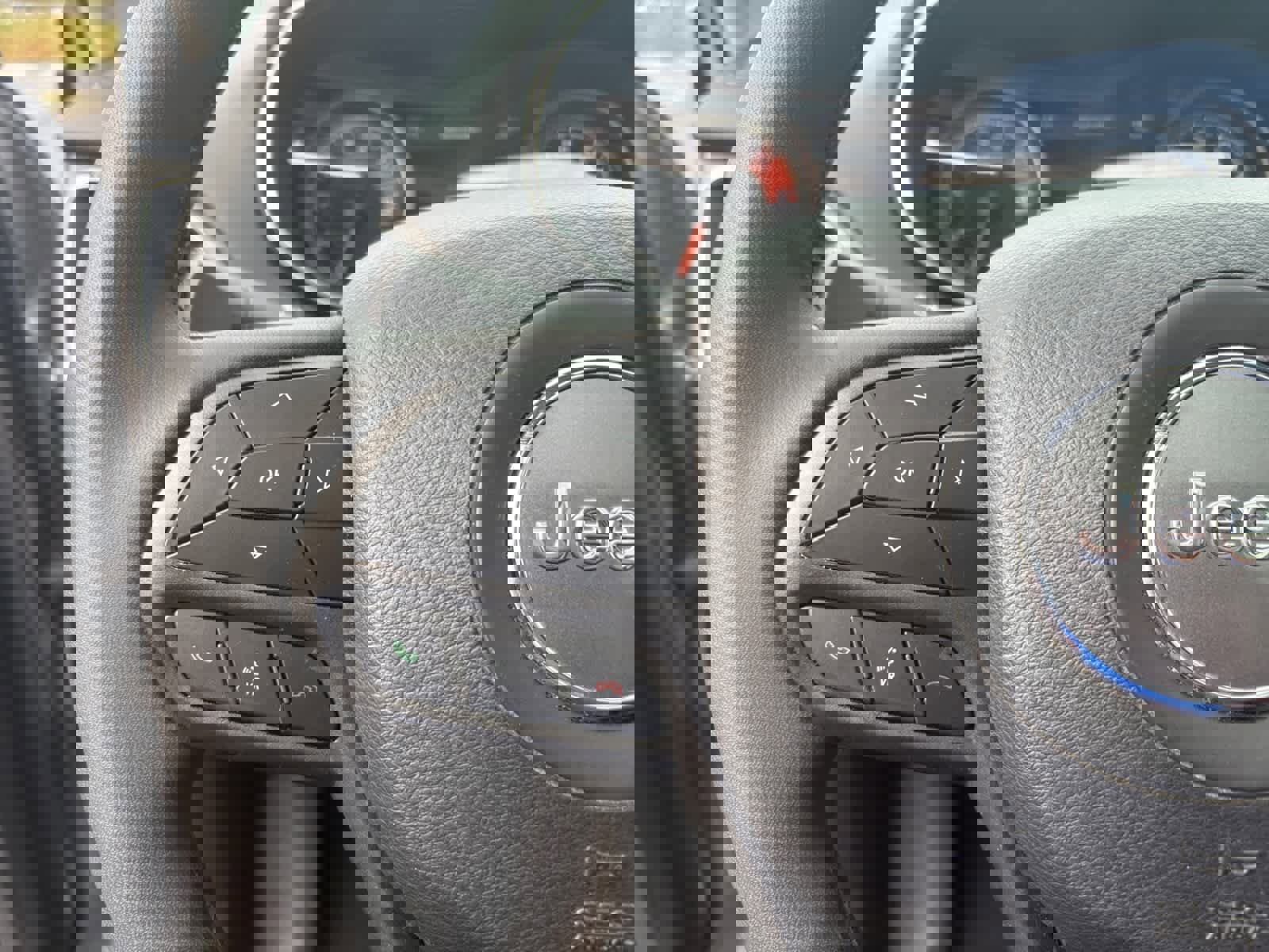 Used 2022 Jeep Cherokee Trailhawk w/ Trailhawk Elite Value Package image 26