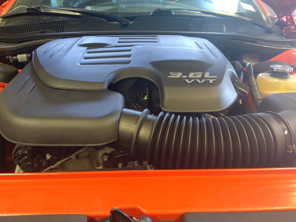 Used 2018 Dodge Challenger SXT Plus RWD image 30