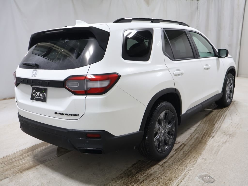 New 2026 Honda Pilot Black Edition image 6