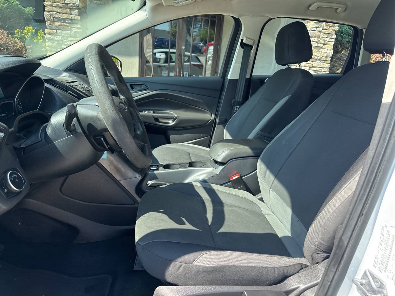 Used 2016 Ford Escape S FWD image 9