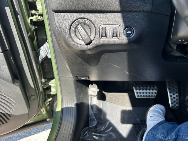 Used 2022 Dodge Challenger R/T Scat Pack image 28