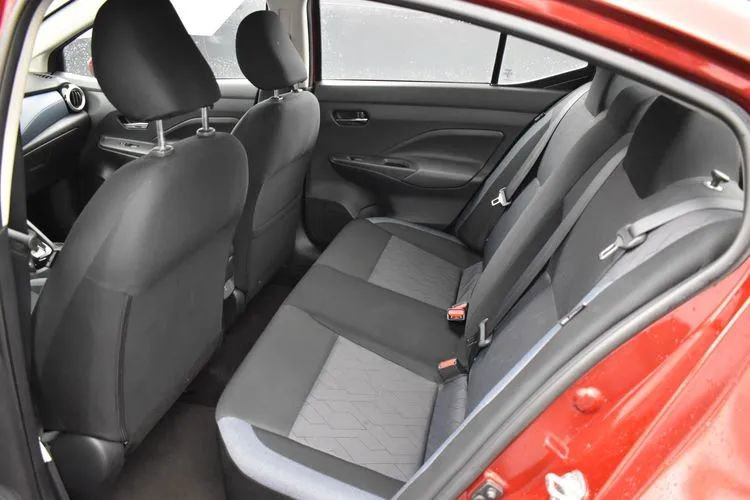 Used 2025 Nissan Versa SV FWD image 15
