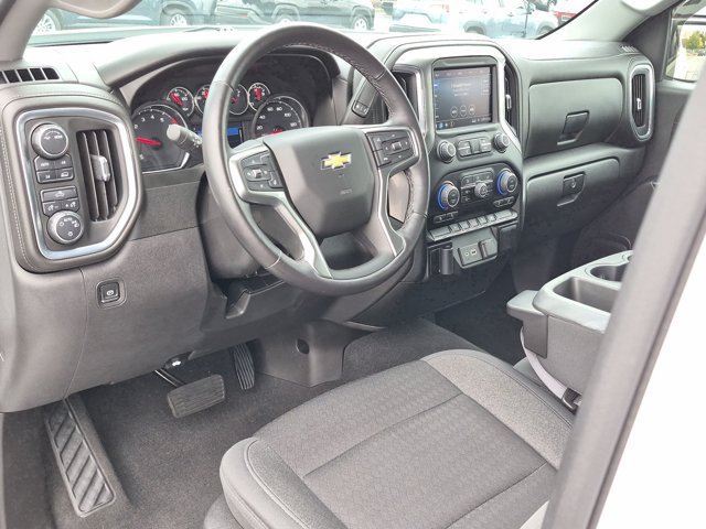 Used 2022 Chevrolet Silverado 1500 LT AWD/4WD image 4