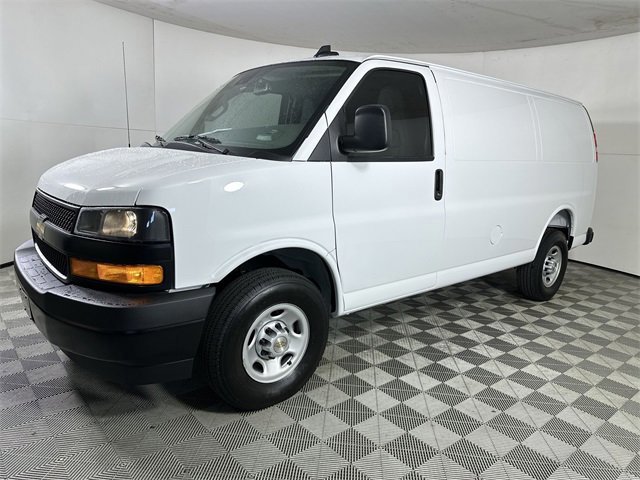 New 2025 Chevrolet Express 2500 w/ Driver Convenience Package image 4