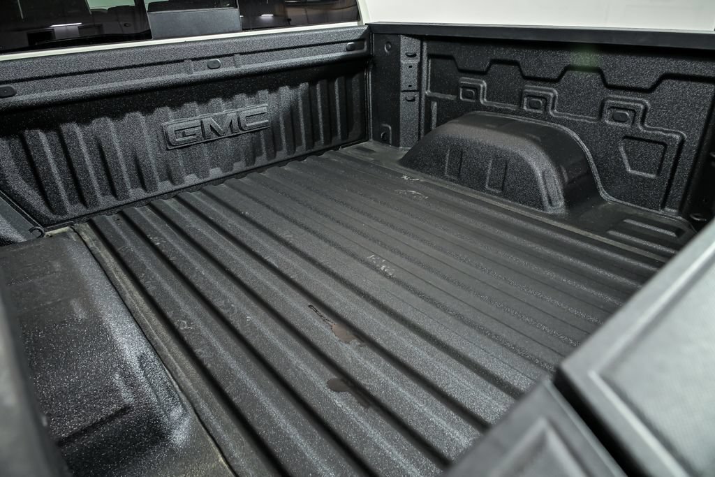 New 2026 GMC Sierra 1500 AT4X w/ LPO, Black Badging Package AWD/4WD image 5