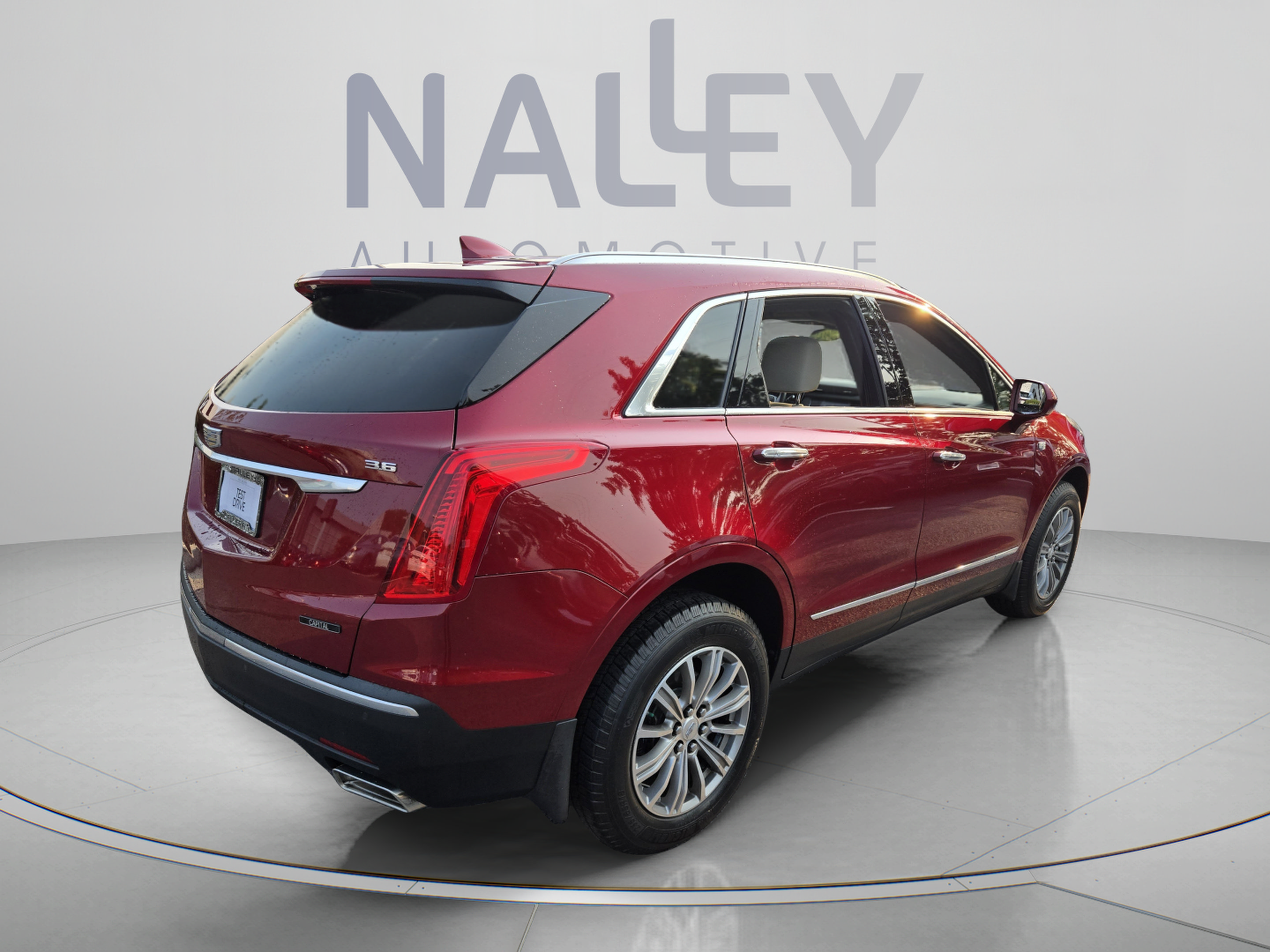 Used 2019 Cadillac XT5 Luxury FWD image 5