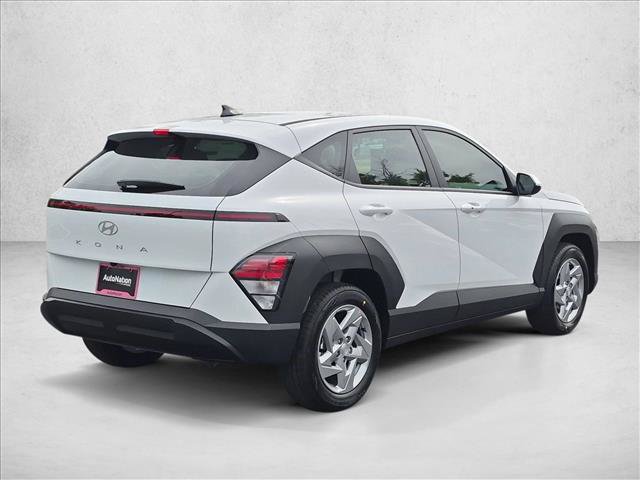 New 2027 Hyundai Kona SE FWD image 2