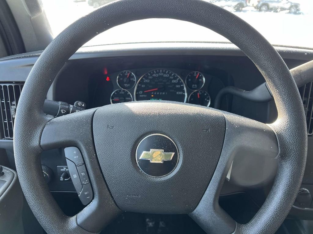 Used 2024 Chevrolet Express 2500 w/ Driver Convenience Package image 15