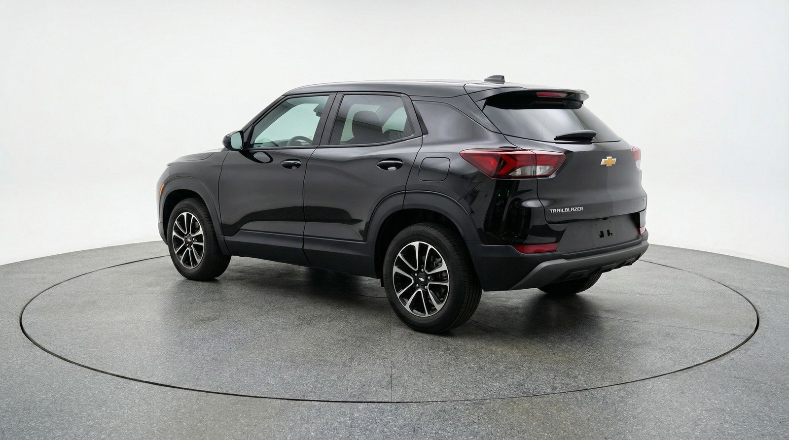 Used 2025 Chevrolet TrailBlazer LT image 6