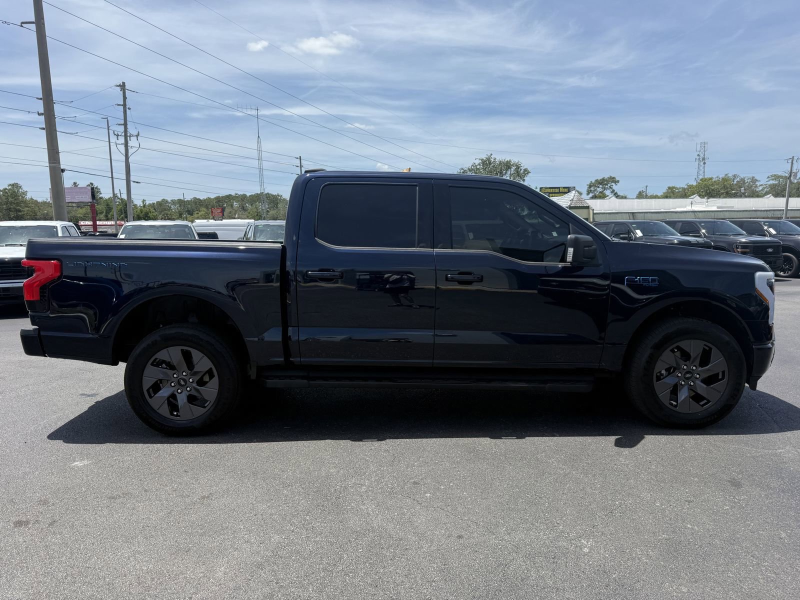 Certified 2025 Ford F150 Lightning Flash AWD/4WD image 3