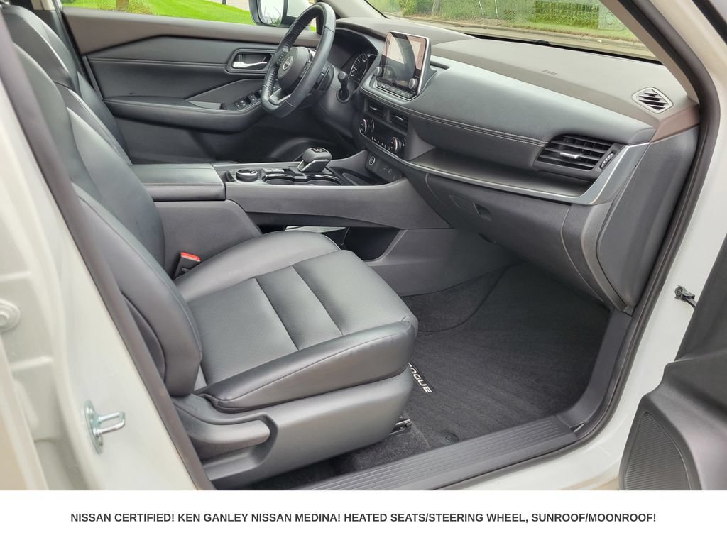 Certified 2023 Nissan Rogue SV w/ SV Premium B Package AWD/4WD image 55
