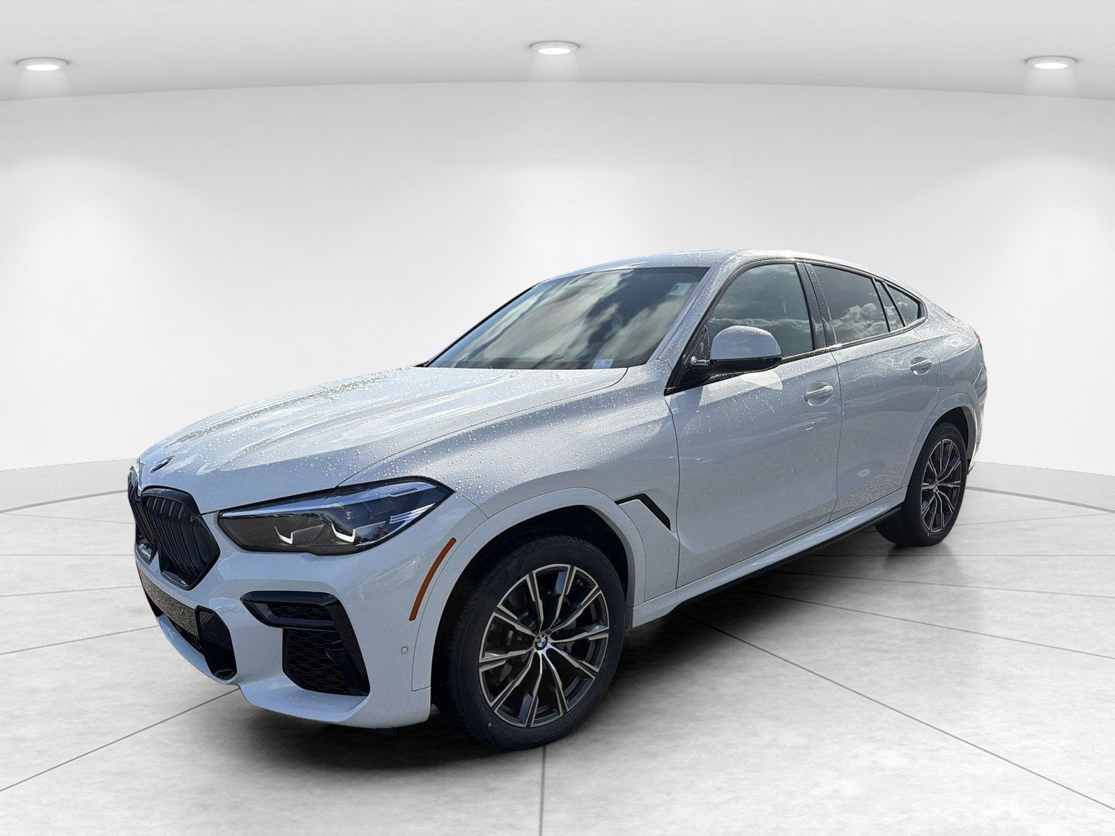 Used 2022 BMW X6 xDrive40i w/ M Sport Package AWD/4WD image 8
