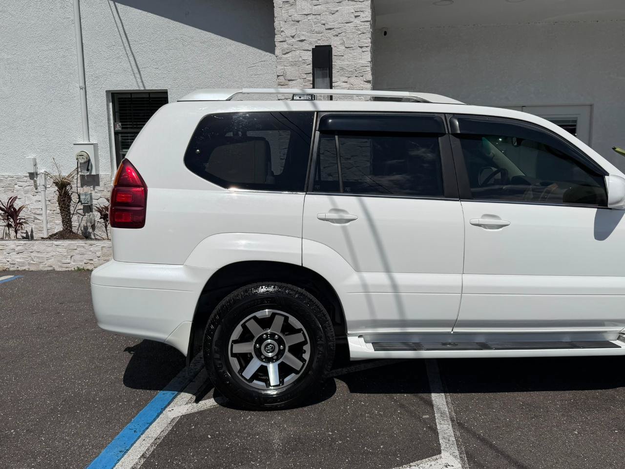 Used 2007 Lexus GX 470 AWD/4WD image 17