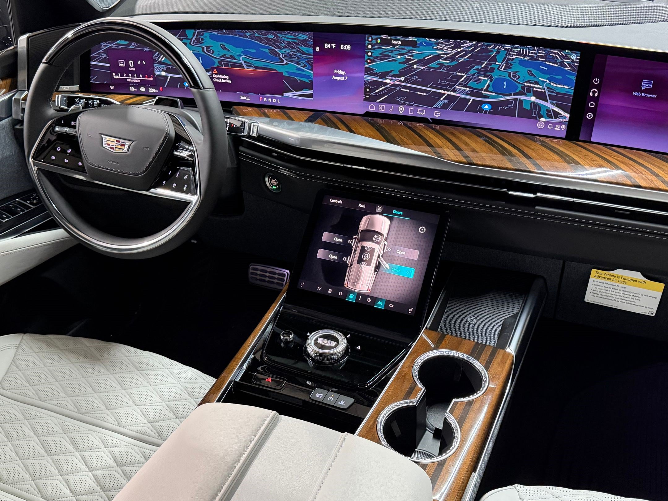 New 2026 Cadillac Escalade Platinum Sport AWD/4WD image 13