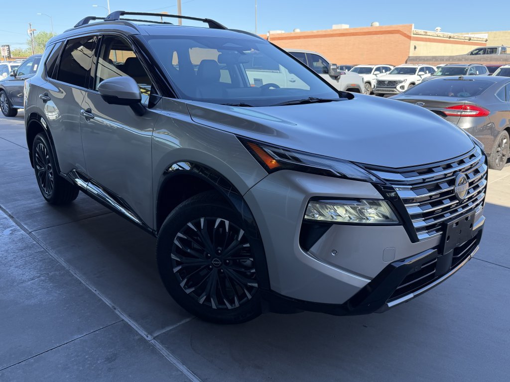 Used 2025 Nissan Rogue Platinum w/ Tech Package AWD/4WD image 6