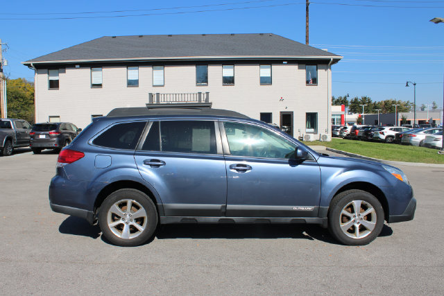 Used 2013 Subaru Outback 2.5i Limited w/ Moonroof Pkg AWD/4WD image 6