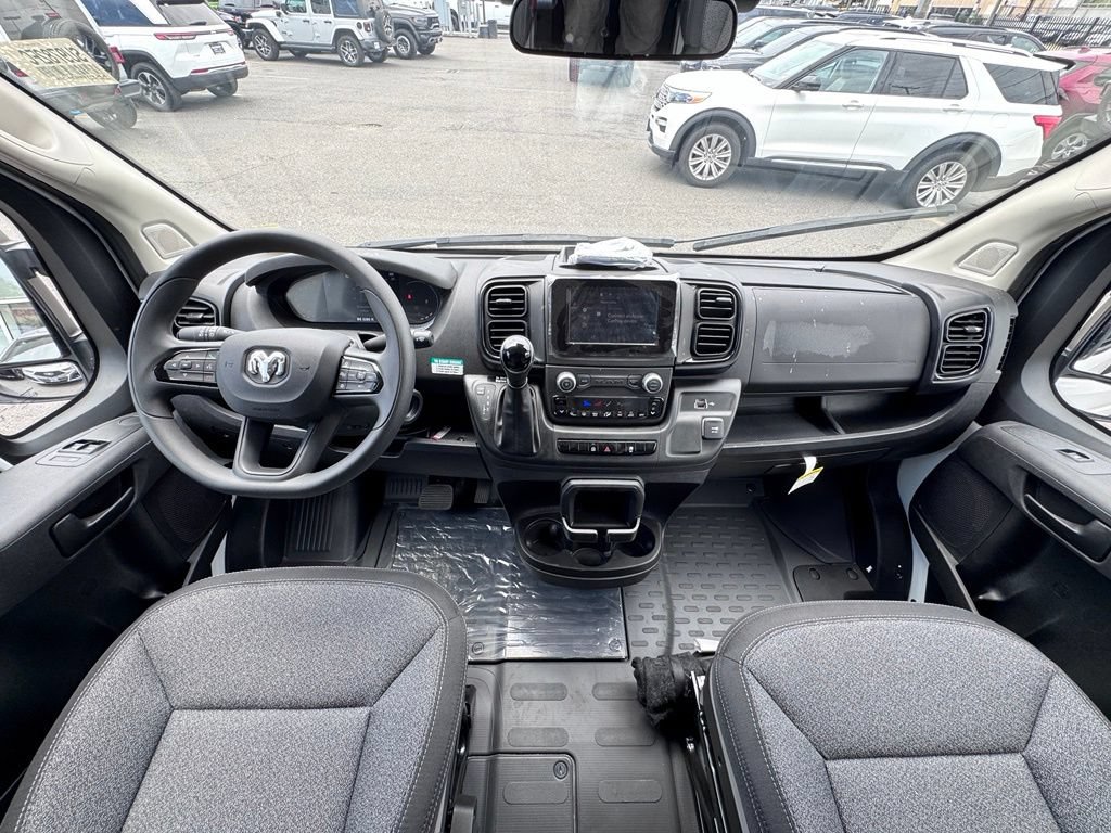 Used 2025 RAM ProMaster 2500 w/ U-Haul Equipment Group FWD image 21