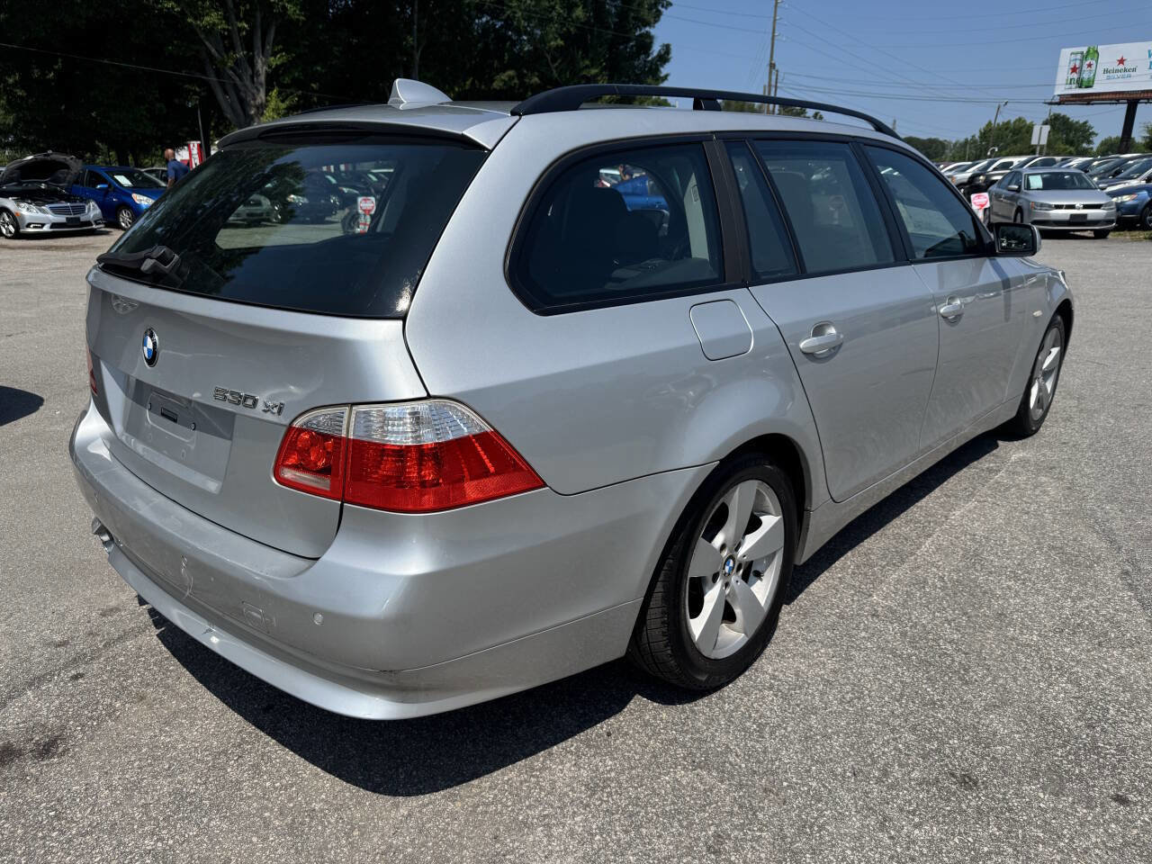 Used 2006 BMW 530xi Wagon image 4
