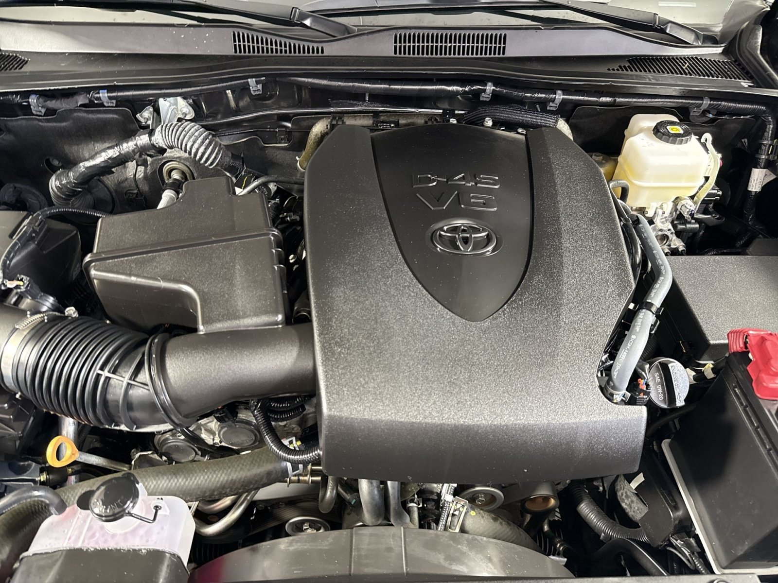 Used 2023 Toyota Tacoma TRD Off-Road AWD/4WD image 28
