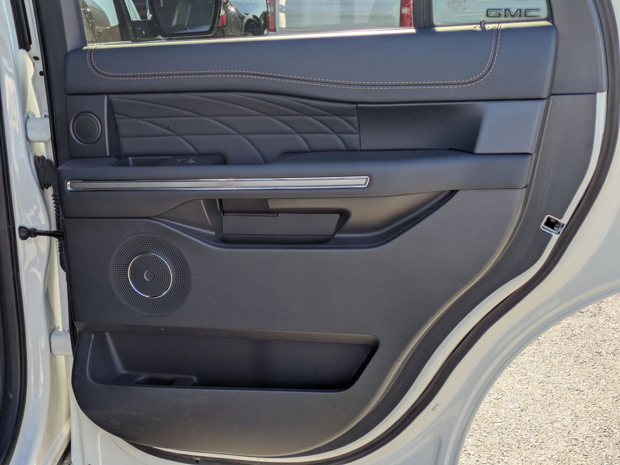 Used 2022 Ford Expedition Platinum image 26