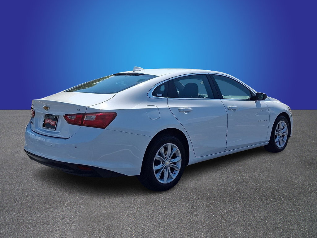 Used 2025 Chevrolet Malibu LT FWD image 4