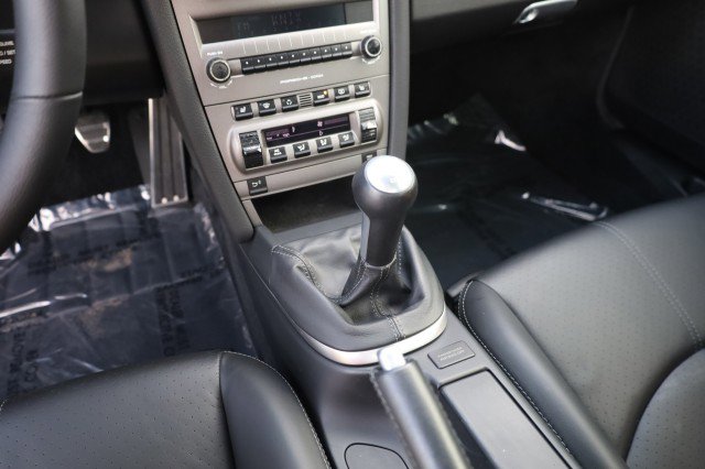 Used 2006 Porsche Cayman S image 31