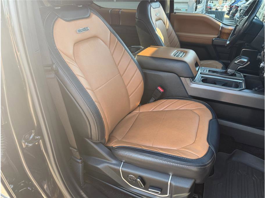 Used 2017 Ford F150 Limited image 23