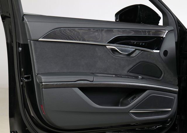 New 2026 Audi A8 L 3.0T image 27