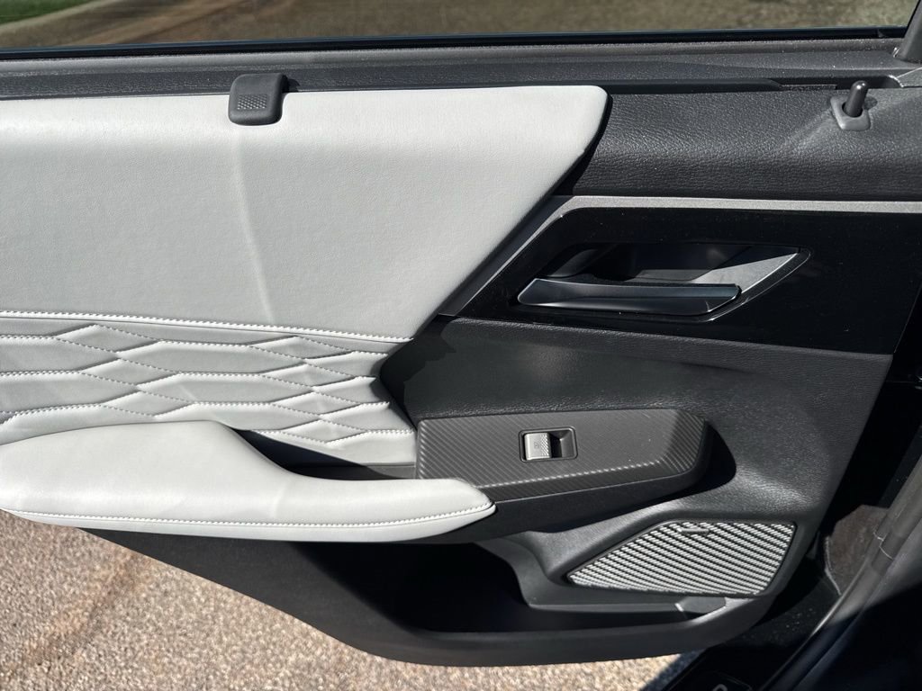 New 2026 Mitsubishi Outlander SEL FWD image 34