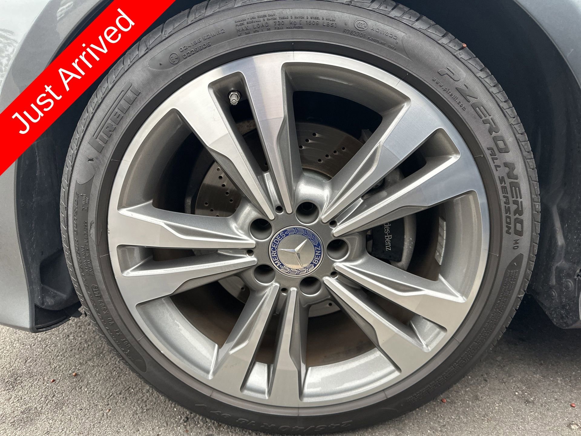 Used 2016 Mercedes-Benz E 350 Sedan image 3