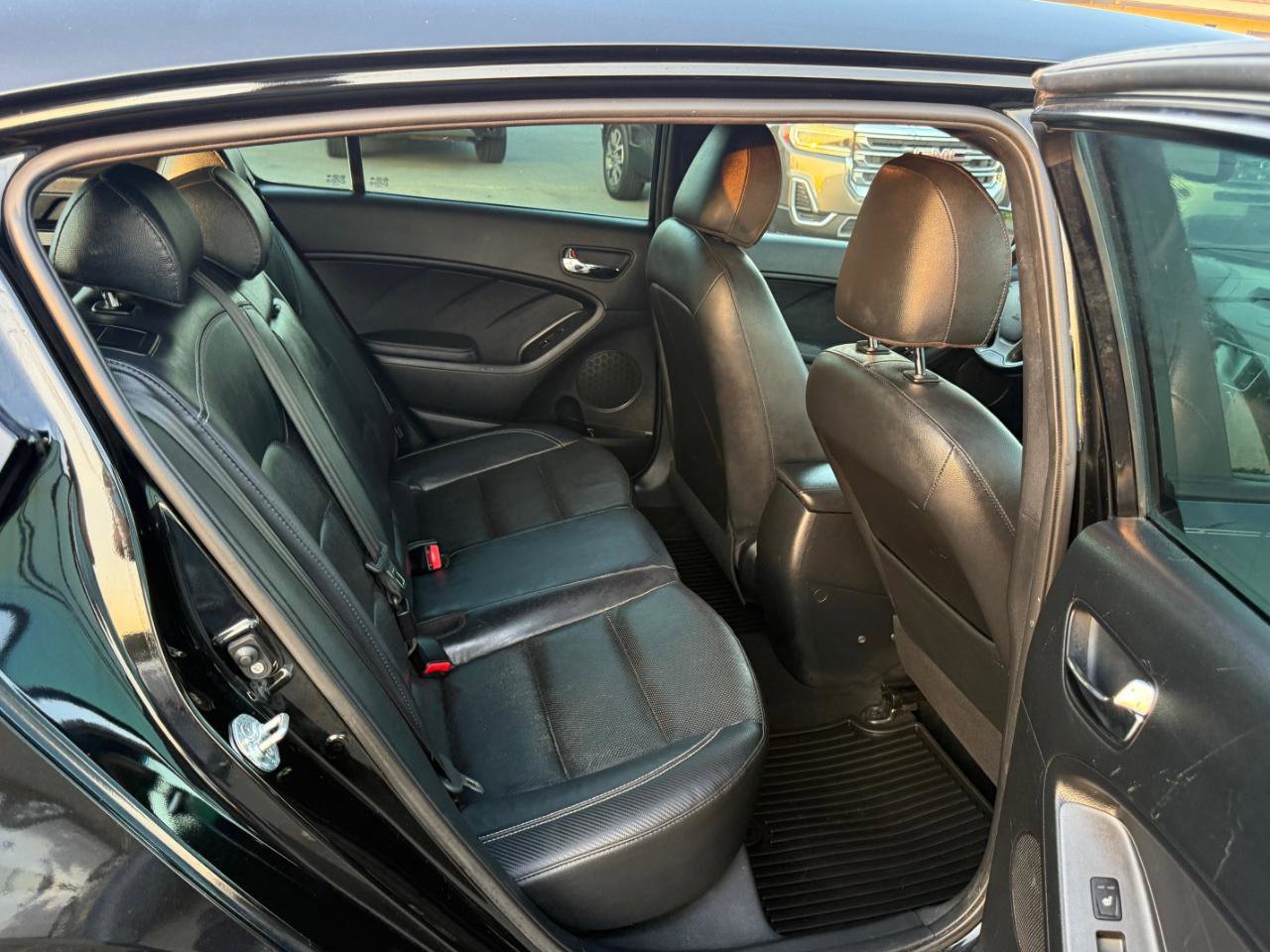 Used 2015 Kia Forte SX w/ SX Premium Package FWD image 10