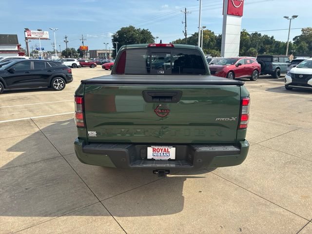 Used 2022 Nissan Frontier Pro-X RWD image 6