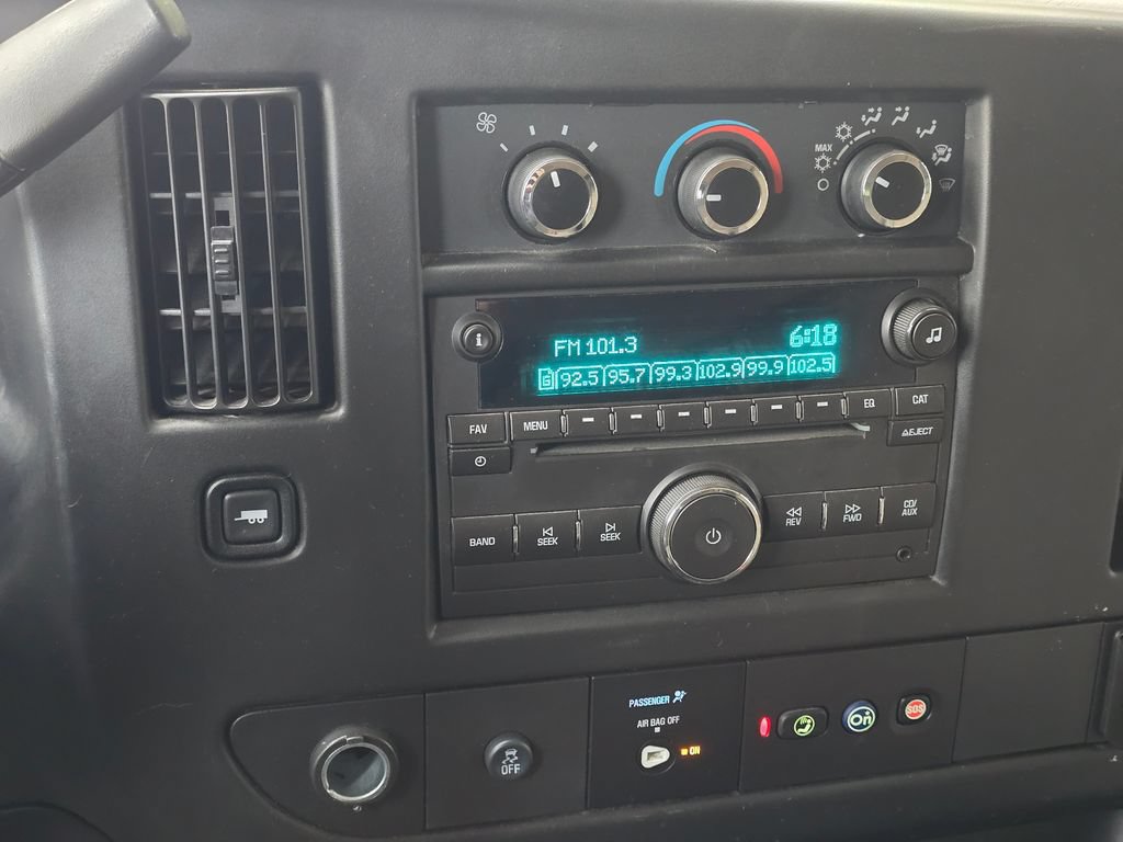 Used 2017 Chevrolet Express 2500 LS RWD image 35