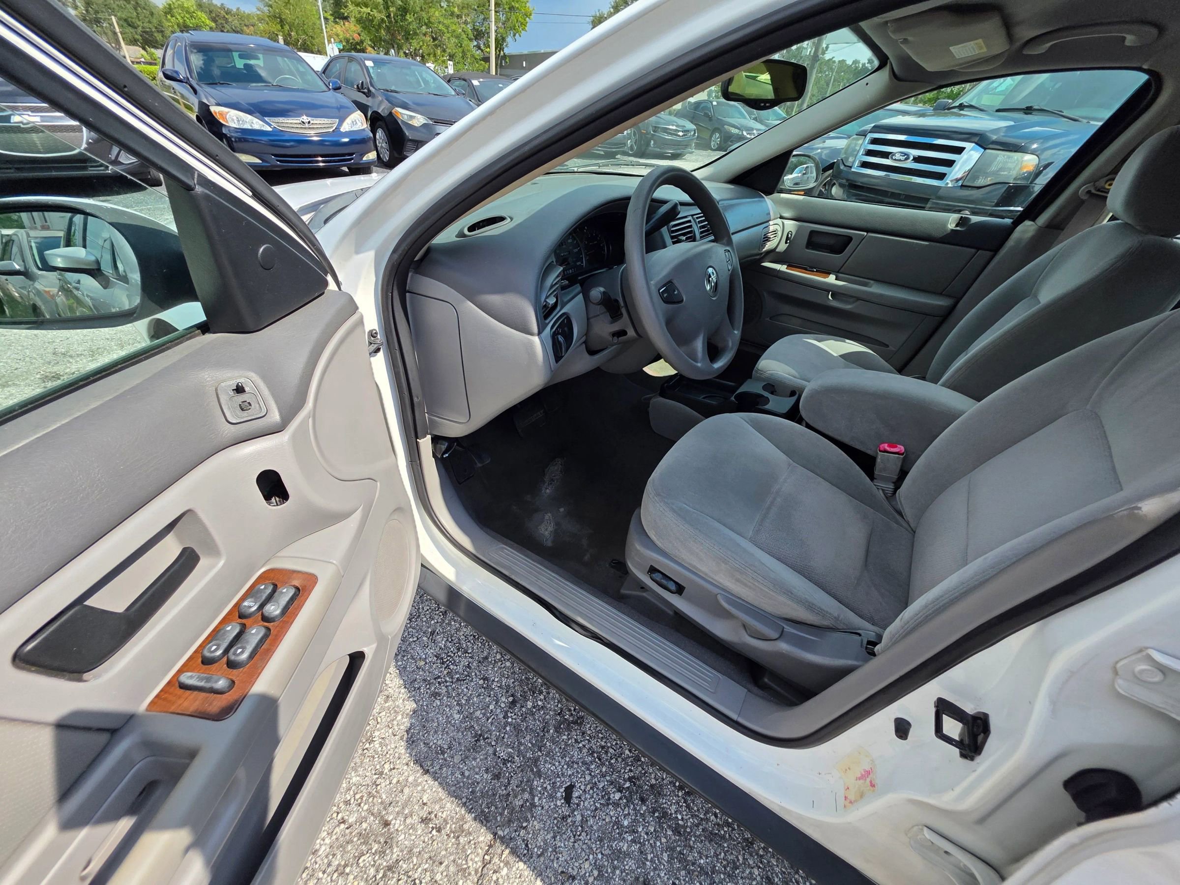 Used 2003 Mercury Sable GS image 12