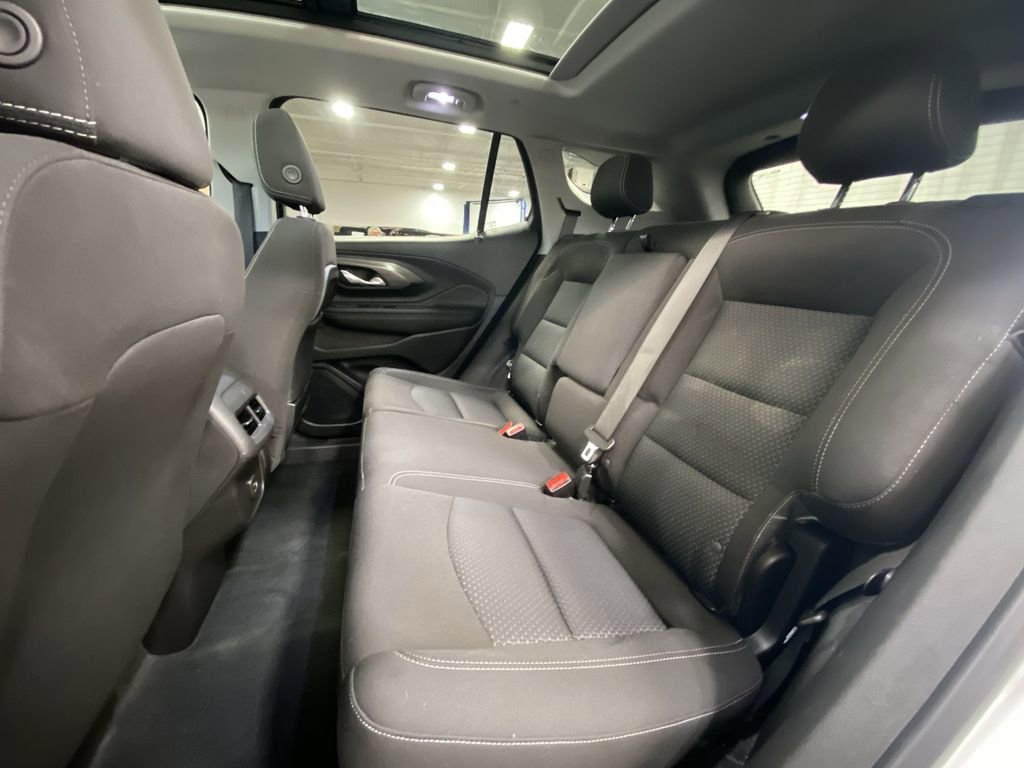 Certified 2023 GMC Terrain SLE w/ Driver Convenience Package FWD image 34