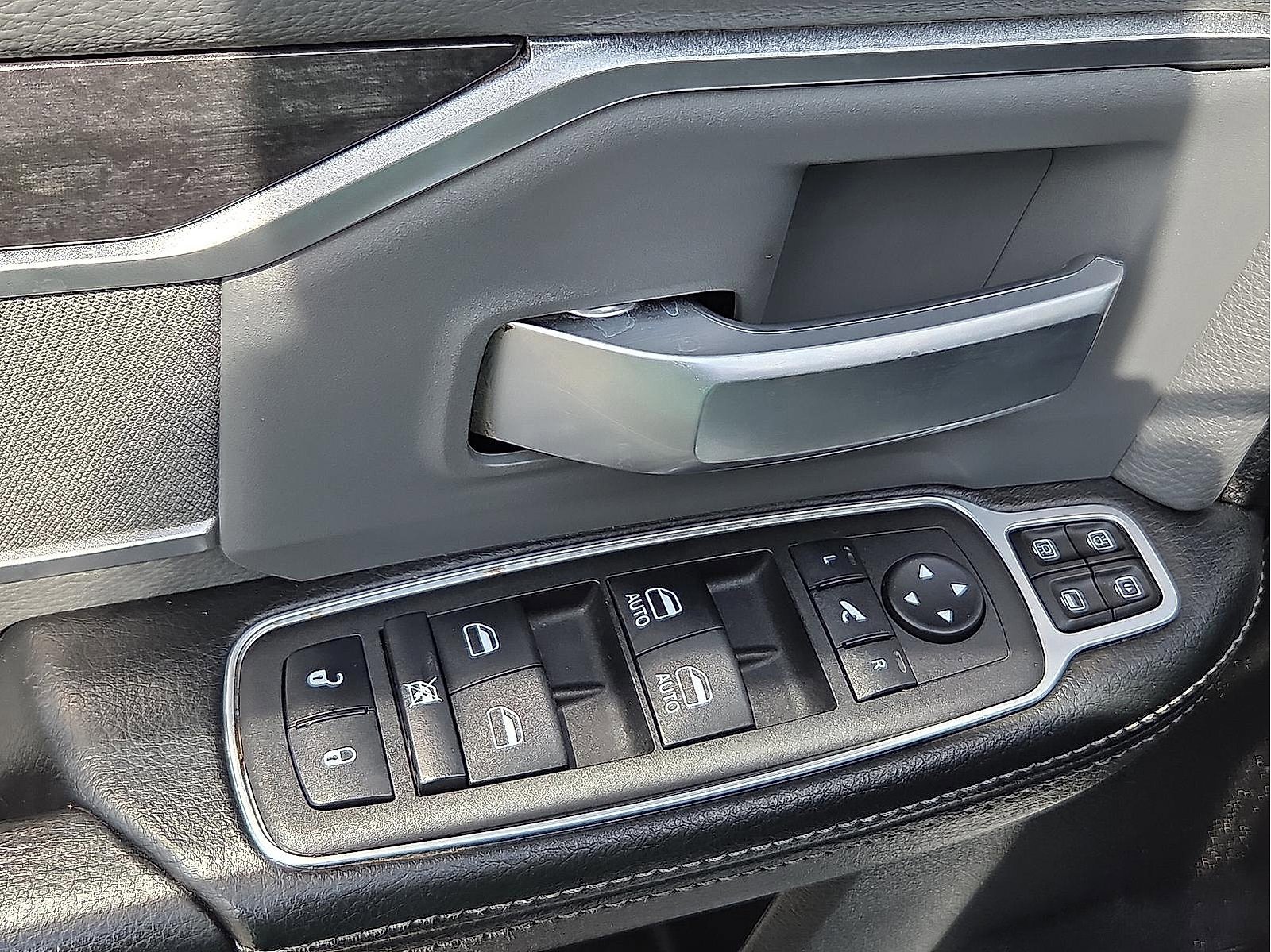 Used 2023 RAM 2500 Big Horn w/ Level 1 Equipment Group image 13