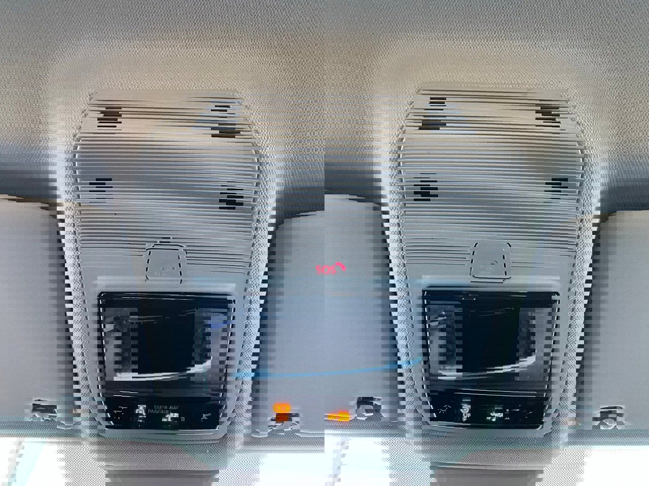 Used 2025 Volkswagen Atlas SE image 18