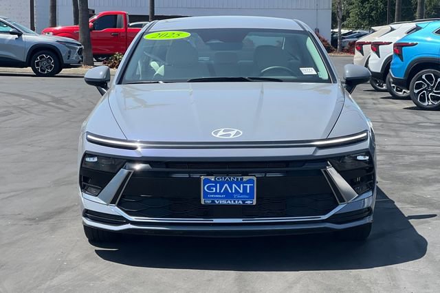 Used 2025 Hyundai Sonata SEL FWD image 9
