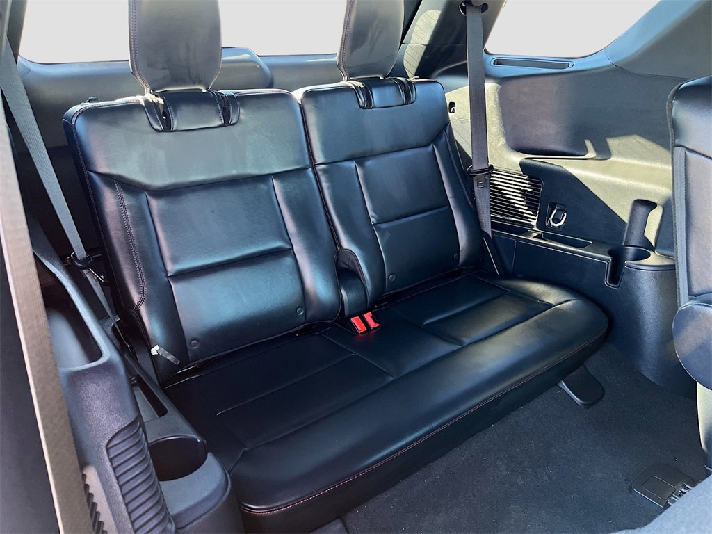 Used 2025 Ford Explorer ST-Line w/ Premium Package image 28