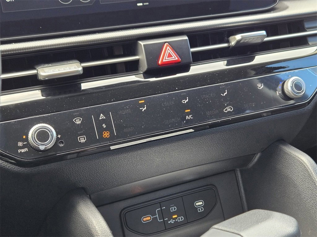 New 2026 Kia Sportage LX w/ LX Convenience Package image 14