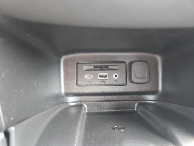 Used 2019 Chevrolet Equinox Premier FWD image 22