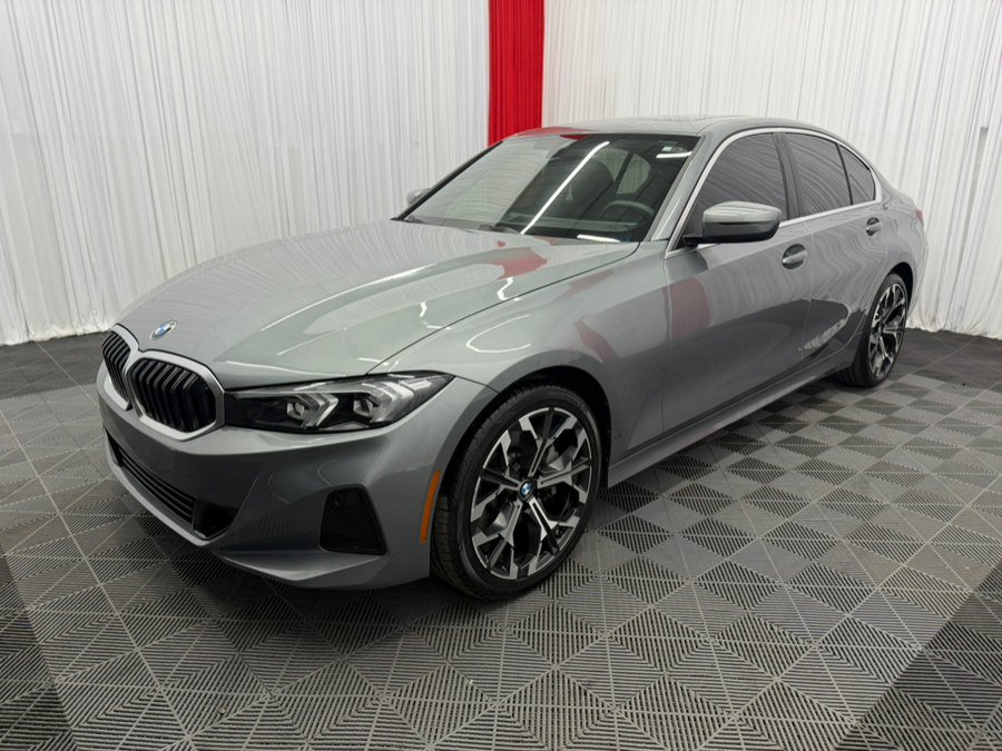 Used 2025 BMW 330i xDrive Sedan w/ Convenience Package AWD/4WD image 10