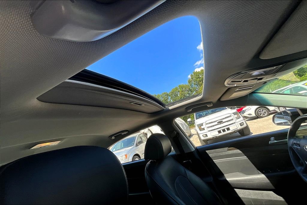 Used 2016 Hyundai Sonata Limited w/ Cargo Package image 27