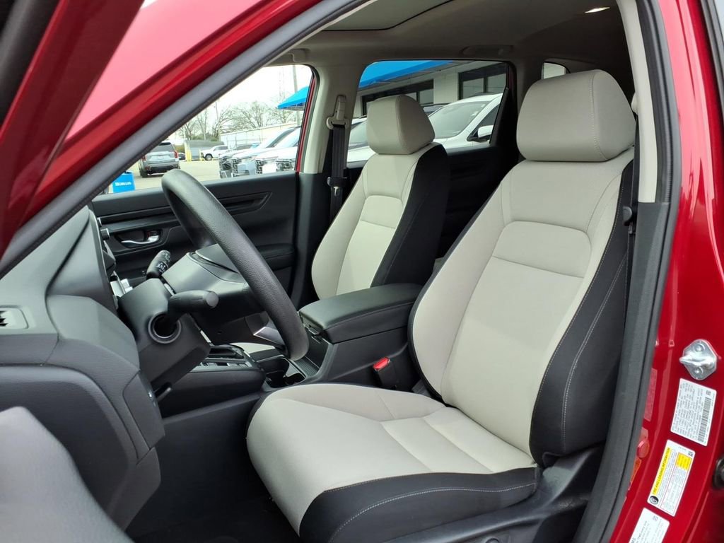 Used 2023 Honda CR-V EX image 4