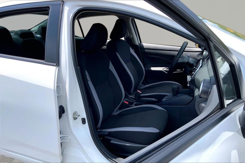 Used 2025 Nissan Versa S w/ Trunk Package FWD image 19