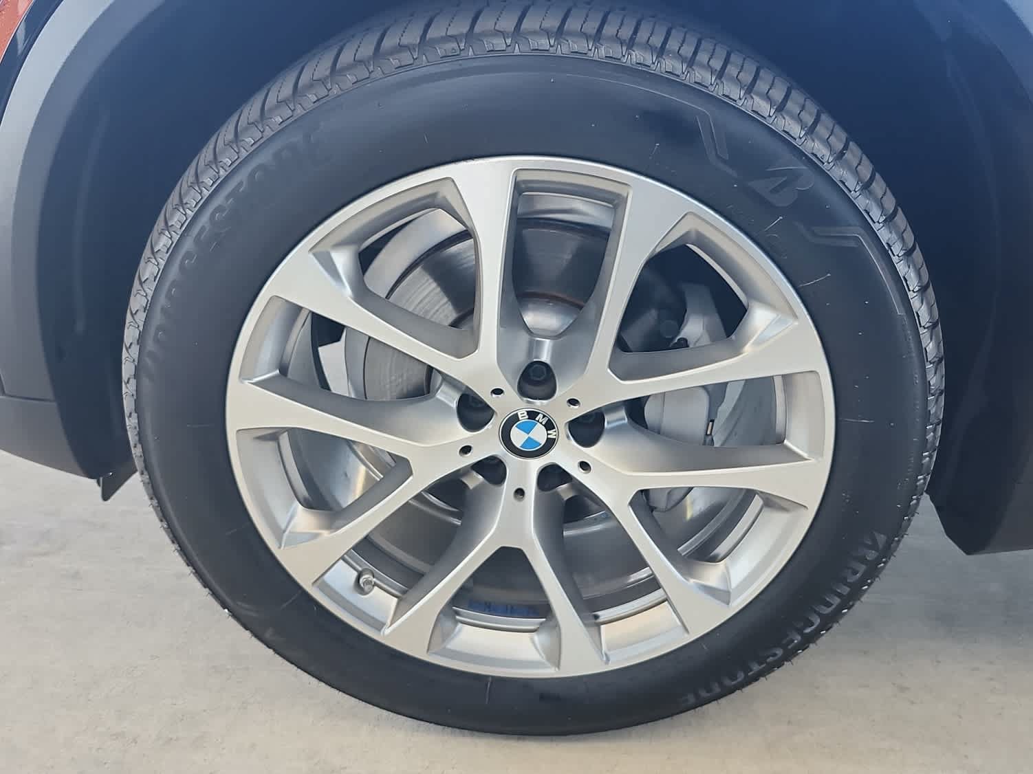 Used 2023 BMW X5 xDrive40i w/ Climate Comfort Package AWD/4WD image 7