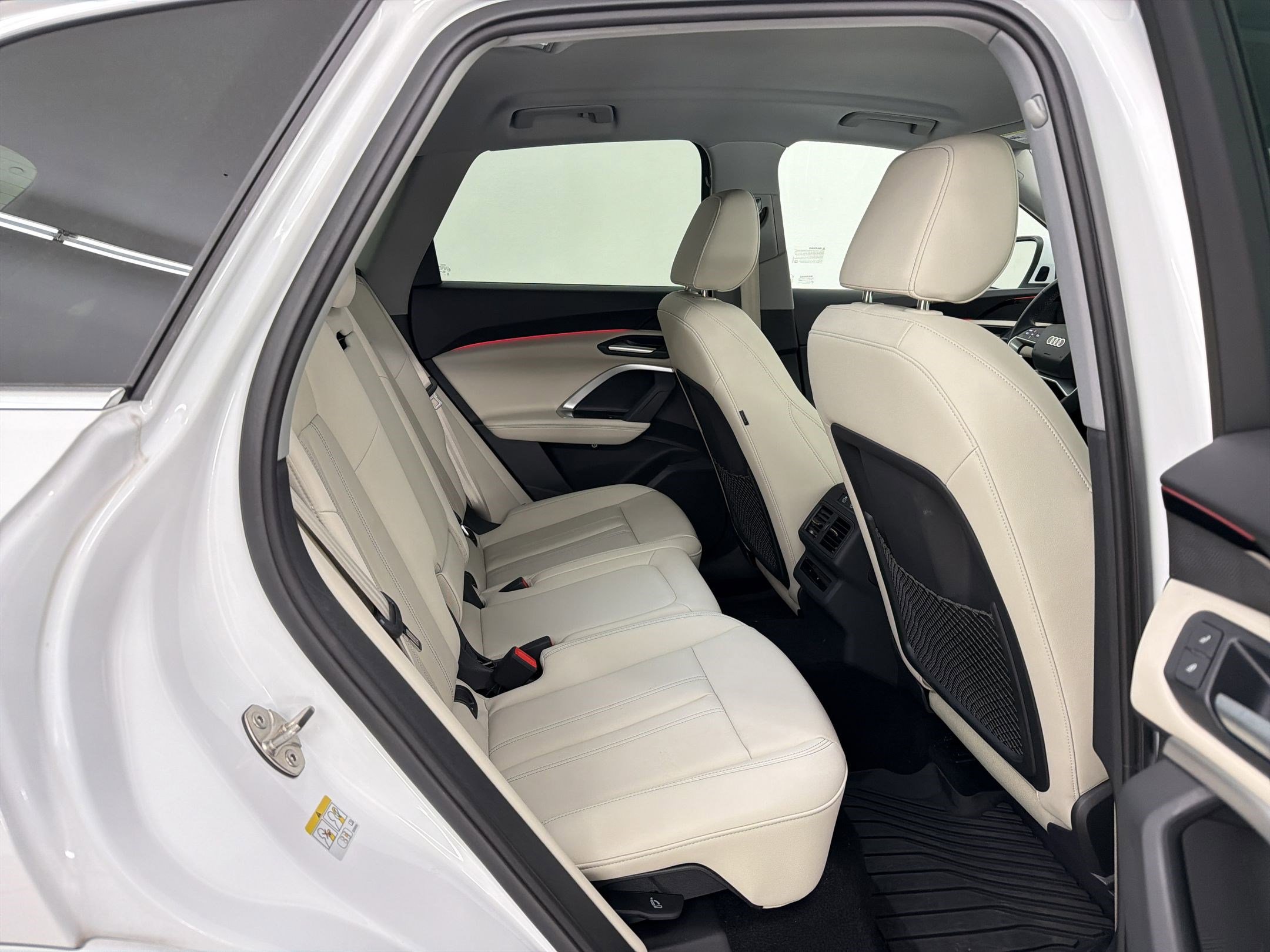 Certified 2025 Audi Q5 Premium w/ Convenience Package image 28