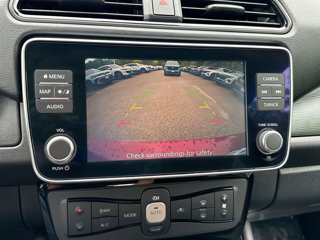 Used 2022 Nissan Leaf SV FWD image 23