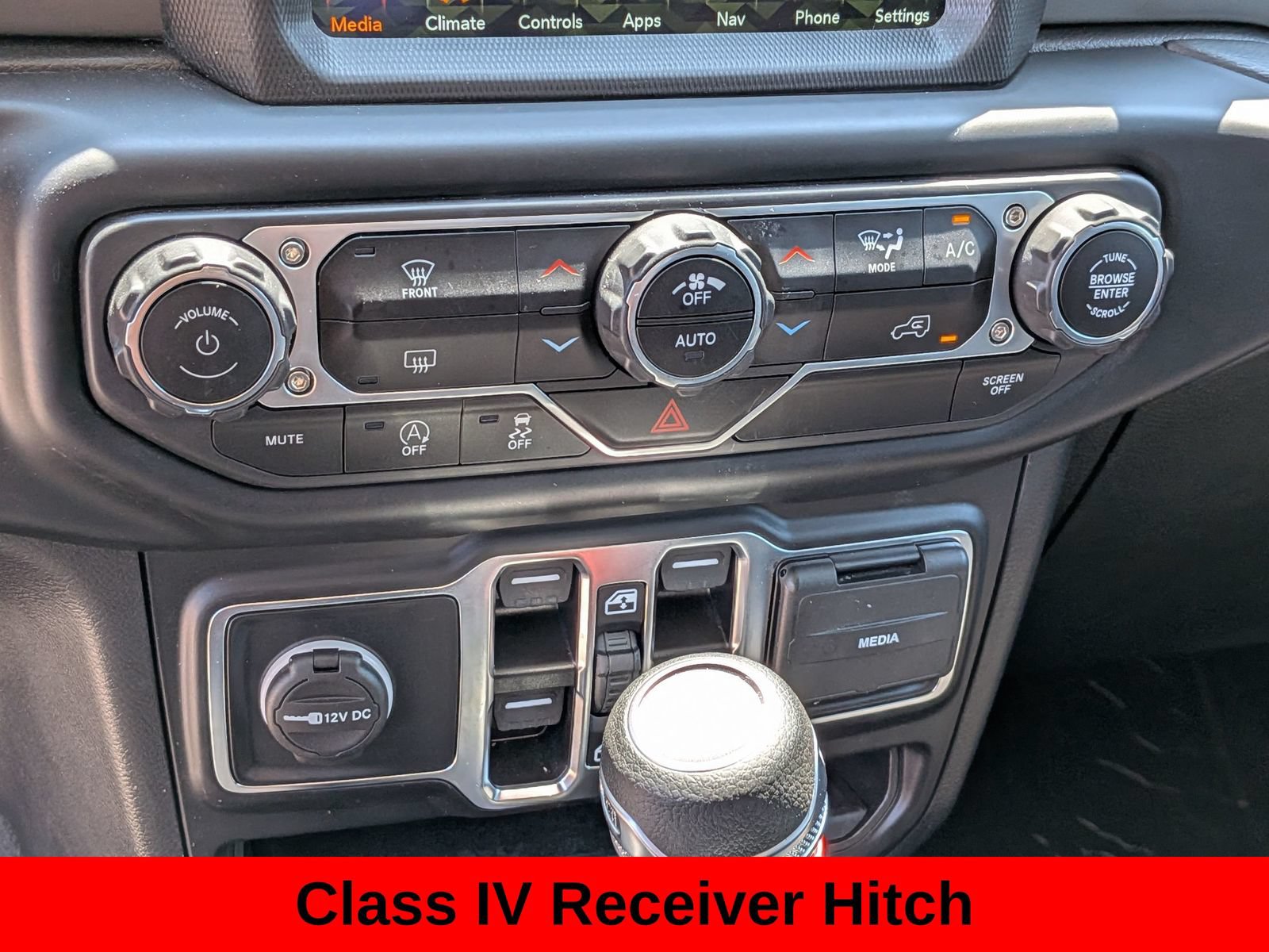 Used 2022 Jeep Gladiator Overland w/ Trailer Tow Package AWD/4WD image 22